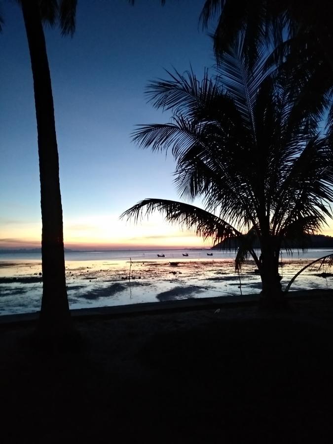 Beach House Taling Ngam  Luaran gambar